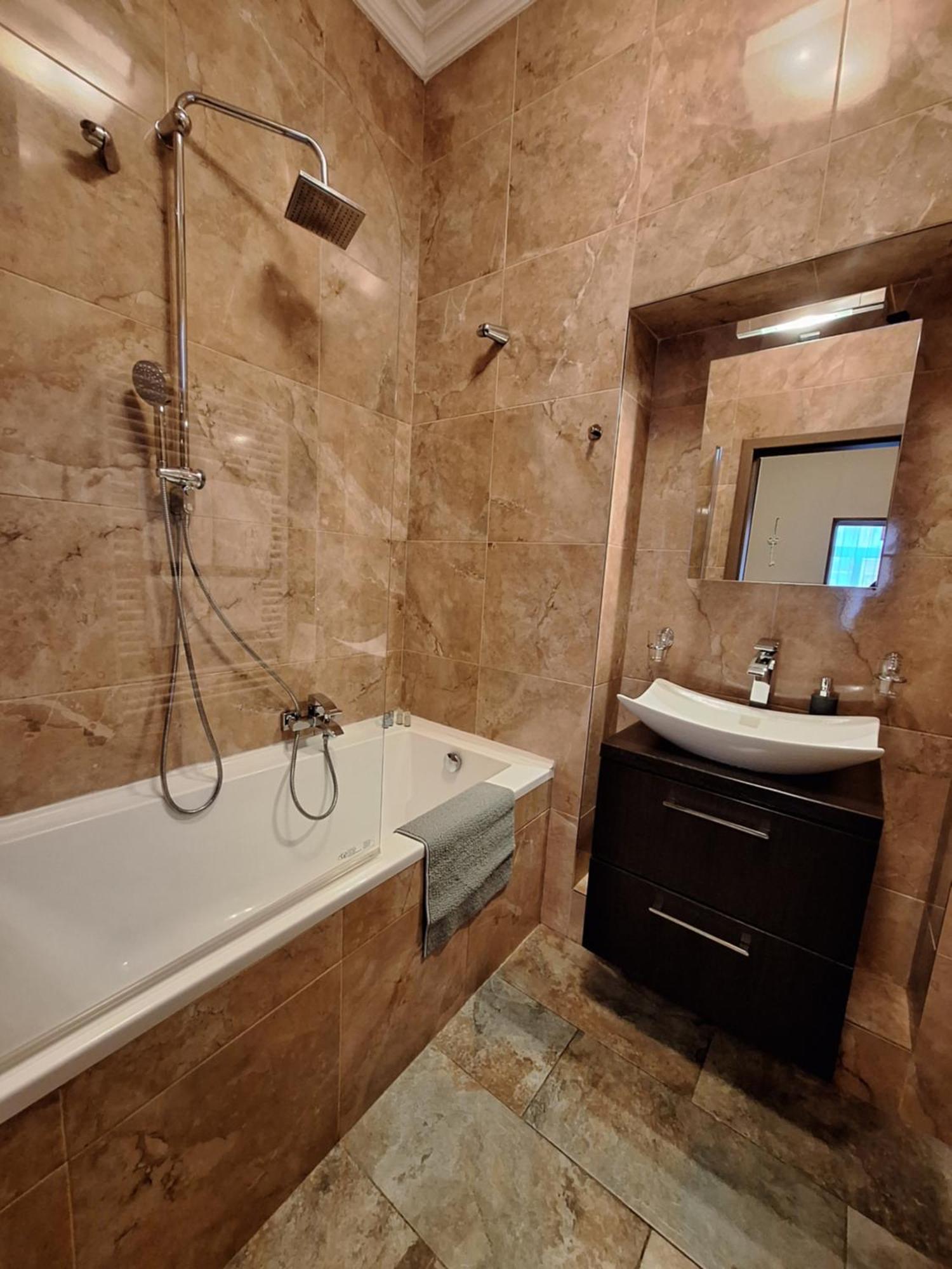 Residence Moravia Apartments 卡罗维发利 外观 照片
