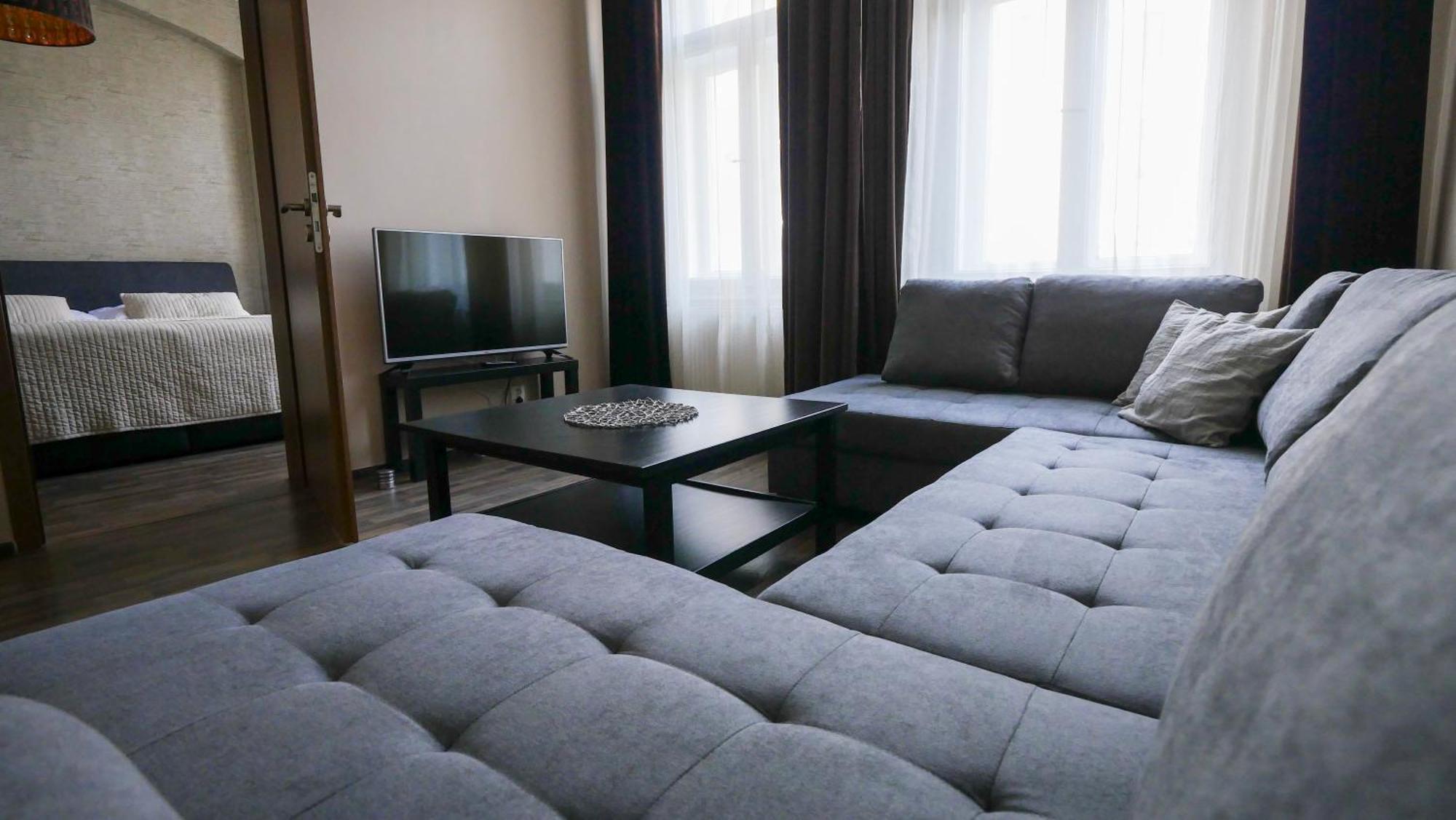 Residence Moravia Apartments 卡罗维发利 外观 照片